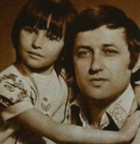 Маленькая Анастасия Волочкова с отцом