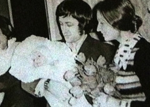 Родители с новорожденой Анастасией Волочковой